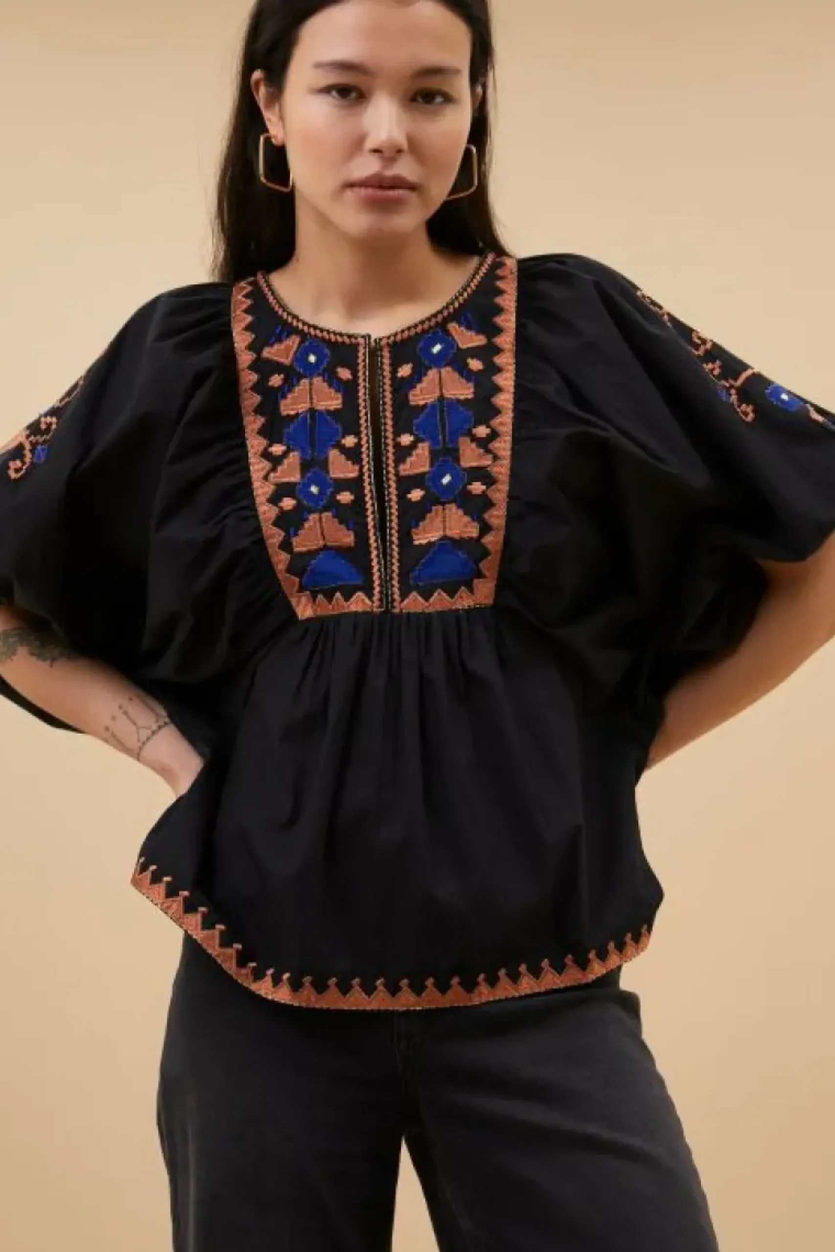 By bar Blouses*gabie embroidery blouse | jet black