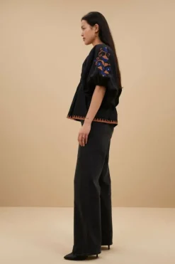 By bar Blouses*gabie embroidery blouse | jet black