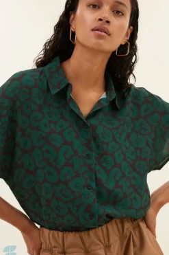 By bar Blouses*karly spotted blouse | spotted print