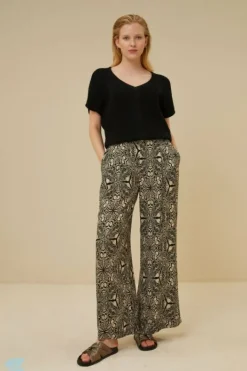 By bar Truien*new ale top | jet black