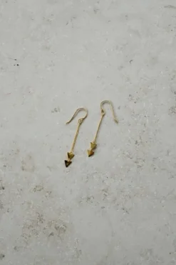 By bar Oorbellen|Sieraden*PD Arrow | gold