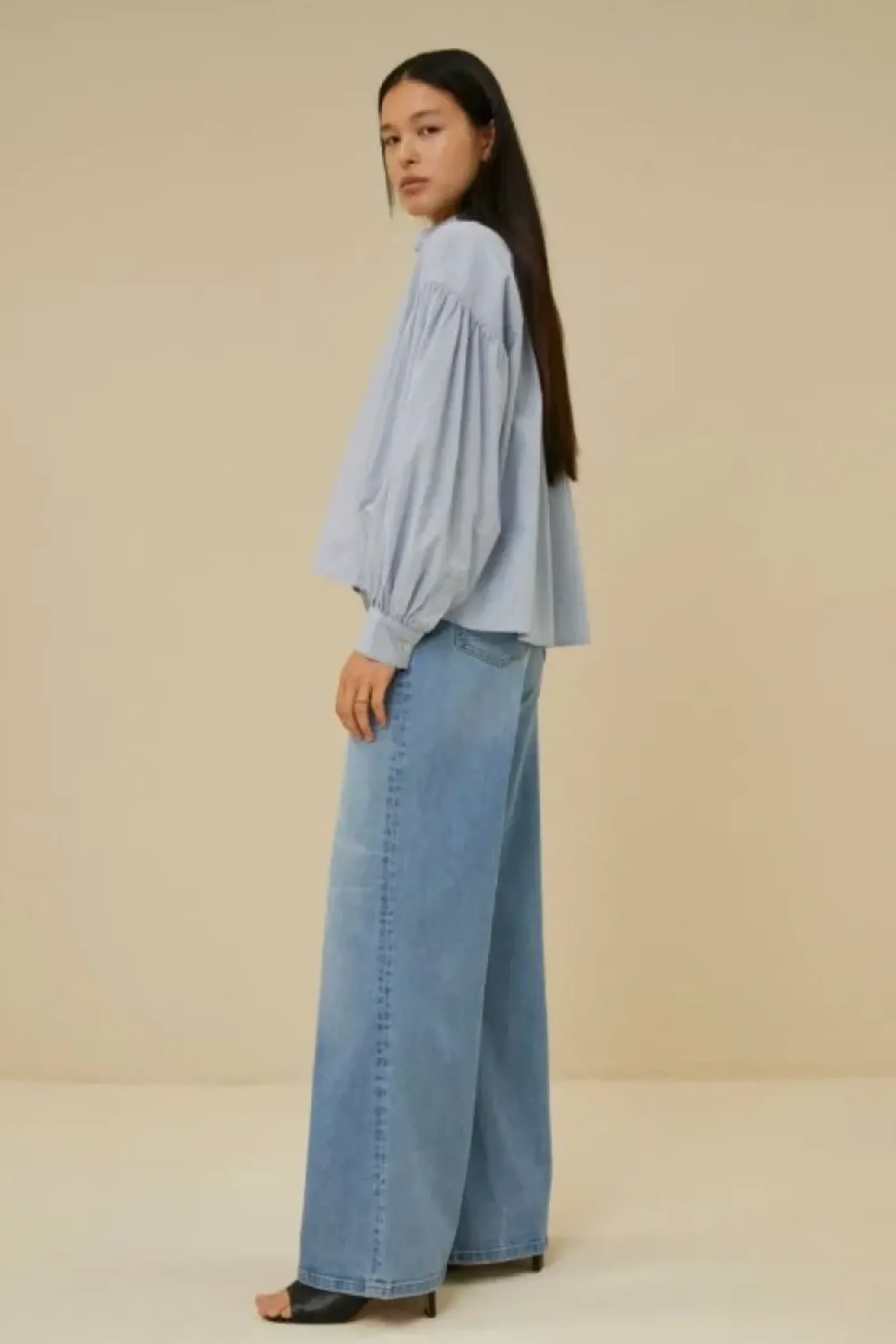 By bar Blouses*sarah short pin stripe blouse | indi grey